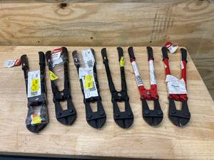 lot 113 image: HYPER TOUGH Lot of 6- Bolt Cutters