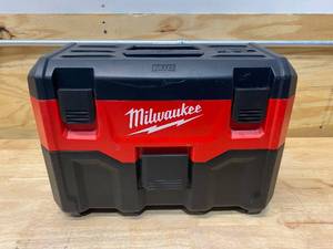 lot 73 image: MILWAUKEE M18 18-Volt 2 Gal. Lithium-Ion Cordless WetDry Vacuum (Tool-Only)