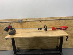 lot 5 image: MILWAUKEE M18 18V Lithium-Ion Brushless Cordless String Trimmer (Tool-Only)