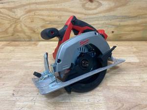 lot 80 image: MILWAUKEE M18 18-Volt Lithium-Ion Cordless 6-12 in. Circular Saw (Tool-Only)