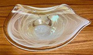 Beautiful Art Glass Bowl