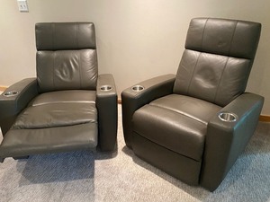 Pair of Electric Reclining Chairs with Cup Holders