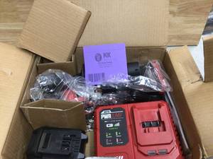 lot 86 image: Skil PWRCore Brushless 20V Cordless 4-12 in. Angle Grinder Kit w 5.0Ah Lithium-ion Battery, PWRAsst USB Adapter and Charger Open box