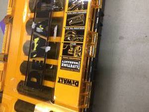 lot 87 image: DEWALT Deep Impact Socket Set, 7-Piece, 12 Drive SAE Customer Returns See Pics