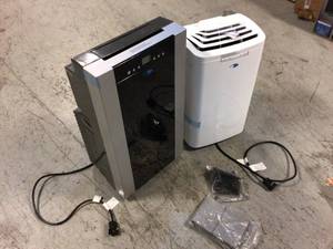 lot 113 image: Lot of Air Conditioning Units Customer Returns See Pictures