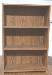 lot 47 image: book shelf