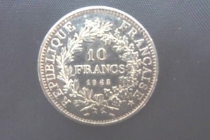 lot 93 image: currency 10 Francs