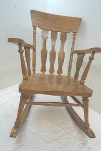 lot 102 image: oak rocking chair