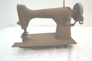 lot 116 image: antique New Home sewing machine