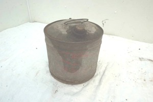 lot 129 image: 2 gal galvanized oil can
