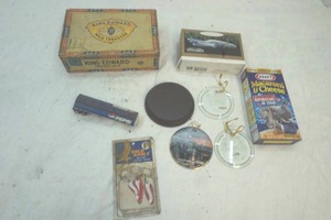 lot 154 image: ornaments, Gold Eagle tackle