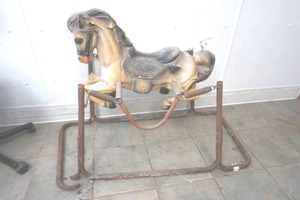 lot 170 image: jumping horse