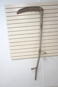 lot 278 image: antique sickle