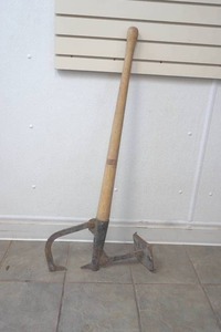 lot 287 image: log roller