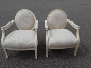 Pair Of Gabberts Cream Color Upholstered Wood Frame Arm Chairs 28w x 40t x 26d