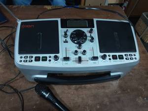 ION Portable D.J Station With Radio, Dual CD Players & Micro Phone (Works)