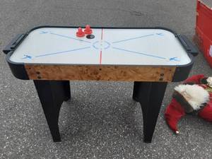 Mini Electric Air Hockey Table 44x20x28T
