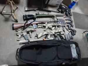 Large Assortment Of Air Rifles & Pistols, Magazines, Easy Loaders, Scope &Tri-Pod Includes Rolling Sports Bag
