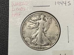 lot 20 image: 1944-S Walking Liberty Half Dollar