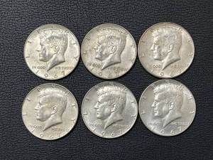 lot 26 image: 6 - 1967 Kennedy Half Dollars