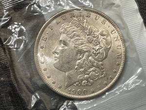 lot 80 image: 1900 Morgan Dollar Extra Fine