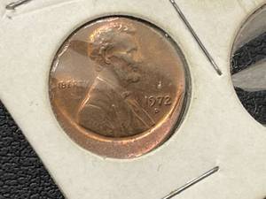 lot 81 image: 1972-D Lincoln Off Center Error Coin
