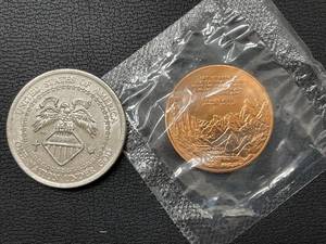 lot 99 image: Ronald Reagan and Presidential Prayer Team Tokens