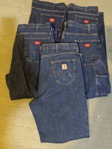 lot 10 image: 5 Pairs- 4 Dickies Denim - 1 Carhartt Denim (42 x 30 to 34)
