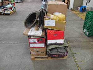 lot 603 image: Pallet of Store Overstock, Returns, Missing Parts, and Damaged Products
