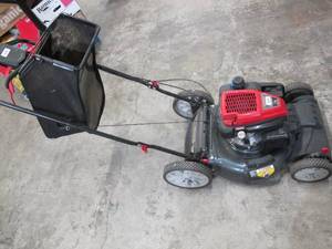 lot 629 image: Troy-Bilt TB235 XP High-Wheel Self-Propelled Mower