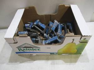lot 660 image: Lot of USED AS-IS Power Tools - 16 Staplers