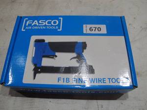 lot 670 image: Fasco F1B 7C-16 air staple gun, 38 crown, 22 Ga. Uses Senco C staples.
