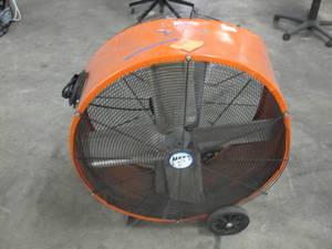 lot 673 image: Maxx Air DrumShop Fan - Works great, but dented