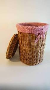 lot 19 image: Pottery Barn gingham lined wicker covered basket 22 inch