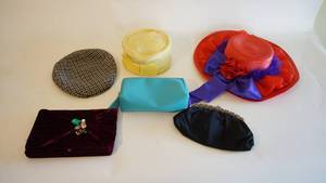 lot 31 image: Vintage hatpurse lot