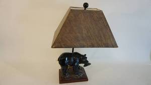 lot 85 image: Blackbear table top lamp 22 inches tall