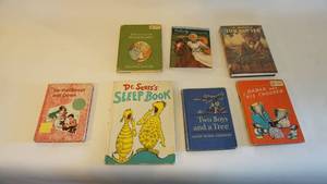 lot 86 image: Lot of 7 miscellaneous childrens hardcover books