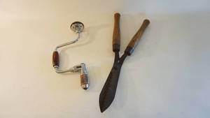 lot 125 image: Antique hand tools