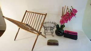 lot 140 image: Home decor lot including vintage wood collapsible book stand, two-tiered wire basket, vintage eye glasses etc.