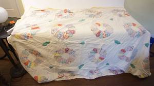 lot 221 image: Vintage Feedsack Quilt Block-dresden Plate-applique-Approximately 60 x 84