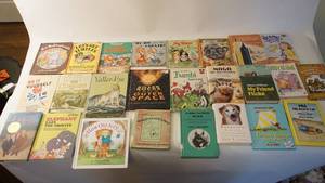 lot 234 image: Large lot of childrens mostly hard cover books