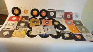 lot 274 image: Lot Of Vintage Records