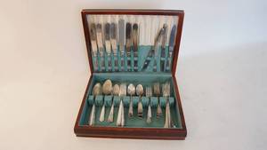 lot 284 image: Vintage wooden chest of silverware