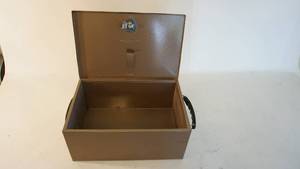 lot 331 image: Steel handled lock boxsafe