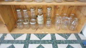 lot 347 image: Assorted canning jars