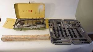 lot 365 image: Portable grill and utensils