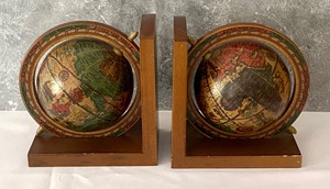 lot 91 image: Pair of Globe Figurine Bookends