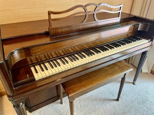 lot 63 image: Amazing Acrosonic Piano by Baldwin