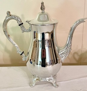 lot 119 image: Oneida Silver Plated Coffee Service Set
