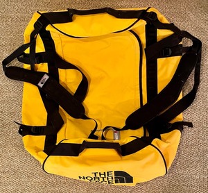 lot 126 image: The North Face Duffle Bag
